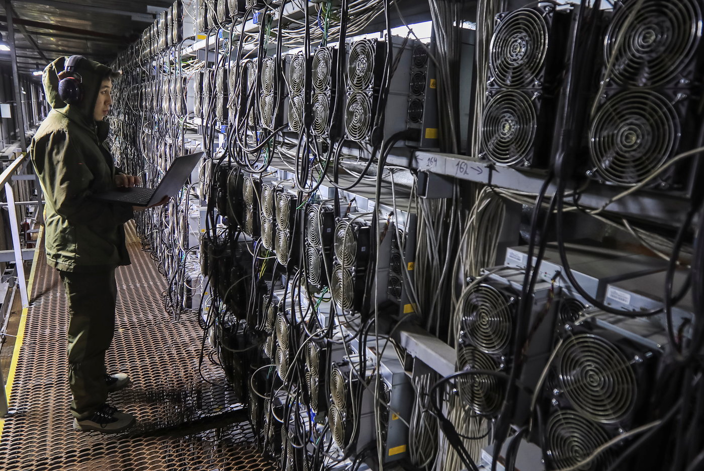 image d'une ferme a bitcoin